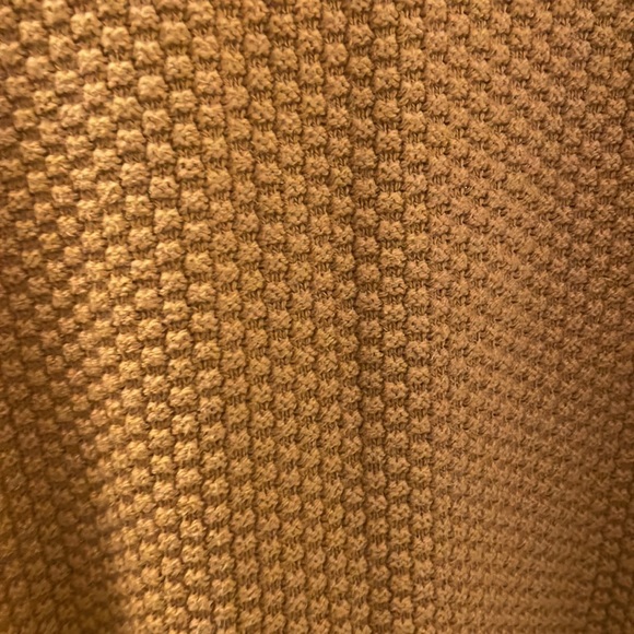 J Crew Gold Heavyweight Crewneck Sweater - Picture 3 of 3